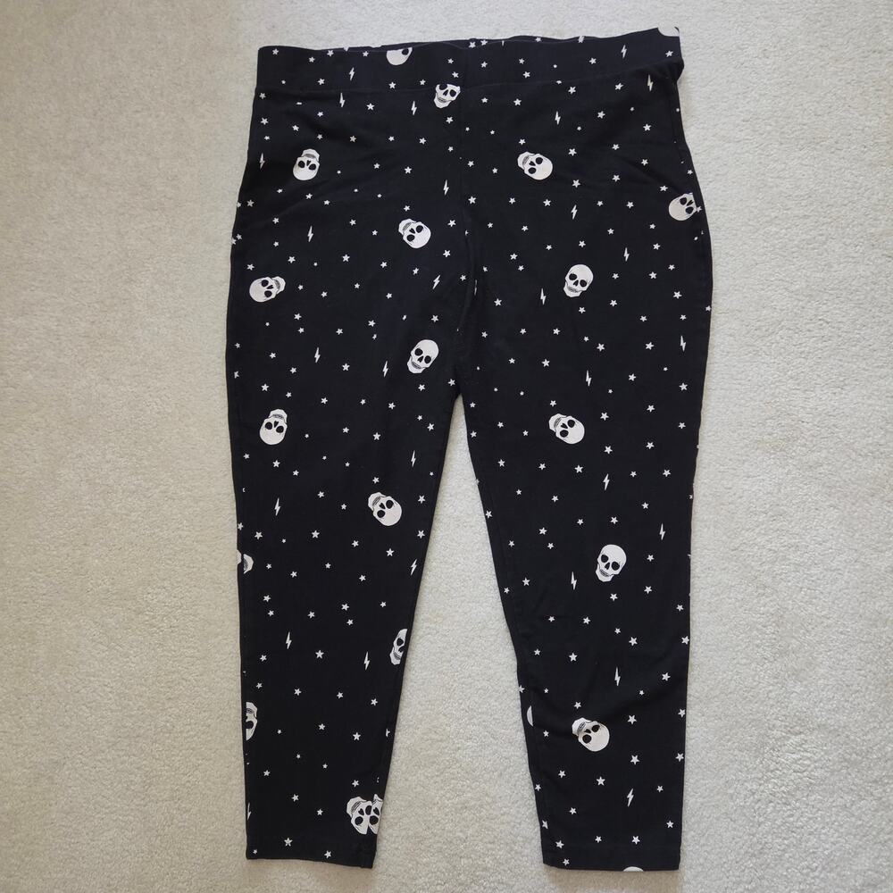 Torrid Size 3 (3X 22/24) Skull Lightning Bolt Leggings Black Halloween